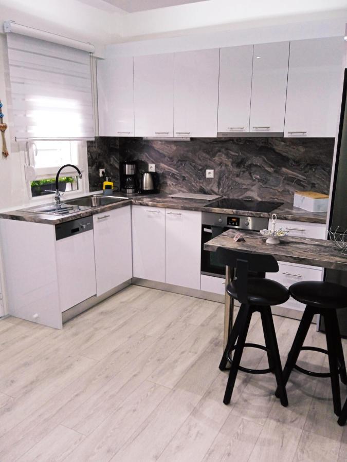 Myrto 's Sea View Apartment